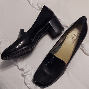 Black Women's Loafers